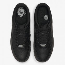 NIKE Air Force 1 '07